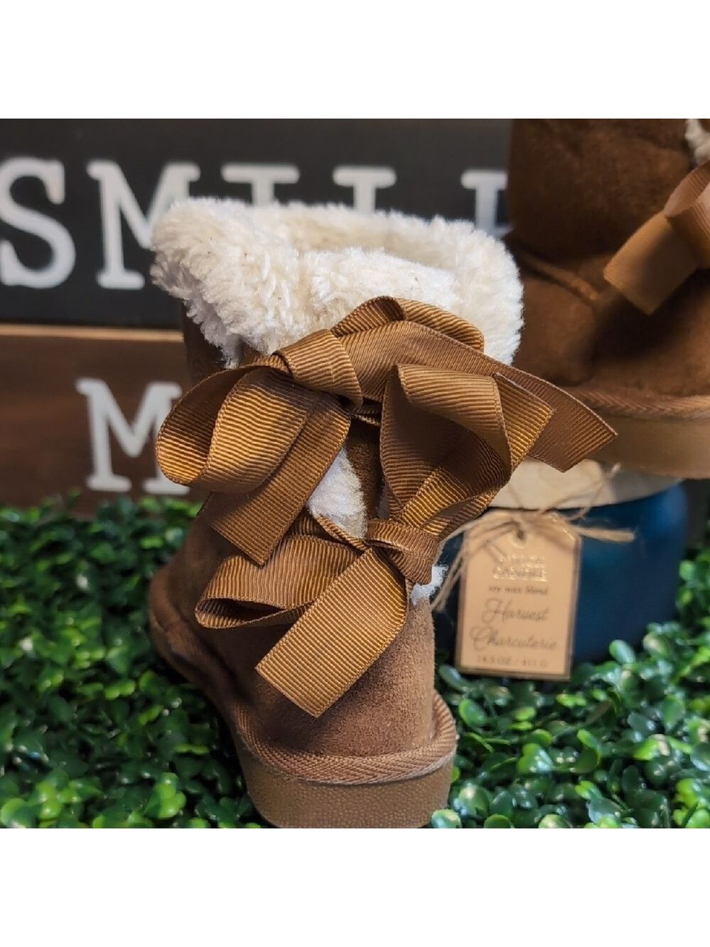 Hot Tomato Double Bow Back Boot - Picture 3 of 10
